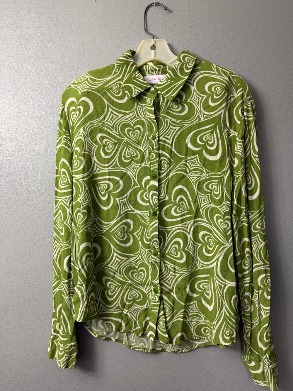 lisa says gah green button down shirt small